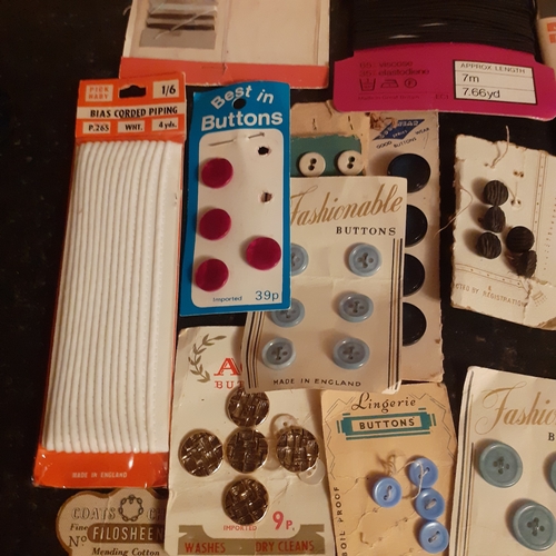 26 - Collection of vintage buttons, eyelets, elastics etc on original cards