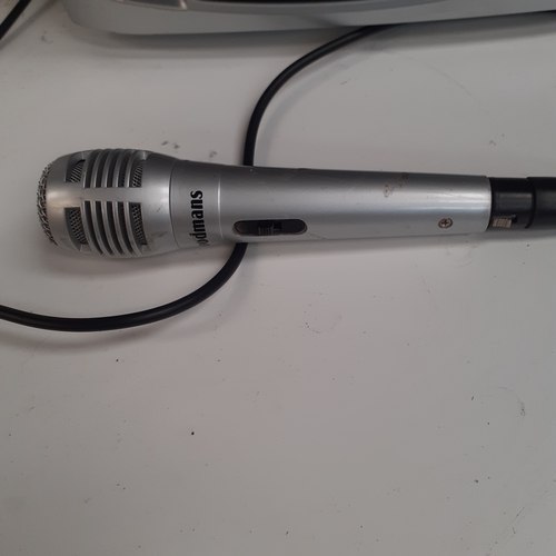 36 - Goodmans karaoke machine XB10CDG.