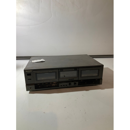 400A - Technics Stereo double cassette deck RS-TR165-untested