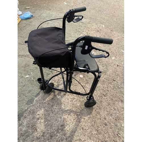 202 - Mobility walker aid