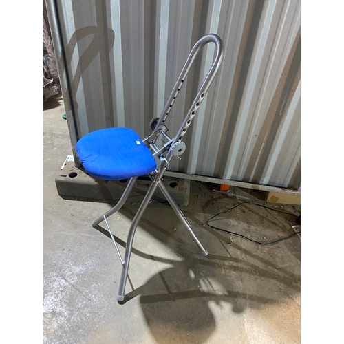 386 - Ironing board seat