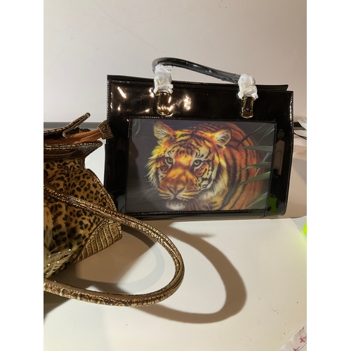 227 - New tiger print handbag and 3D tiger image handbag