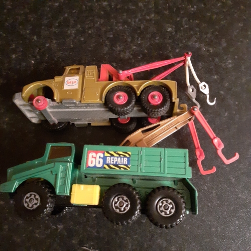 1 - 2 diecast matchbox recovery trucks. Super king and Scamnel