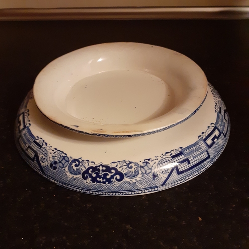 14 - Blue white footed fruit plate depicting pagoda pattern. Possibly early century