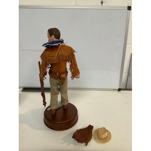 69 - Franklin Mint talking John Wayne figure with plinth & accessories