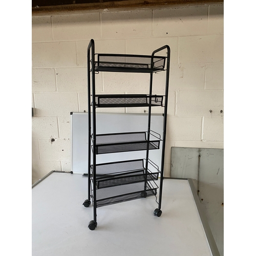 315 - 5 tray metal storage unit