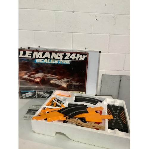 478 - Le Mans 24hr scaletrix large set with cars