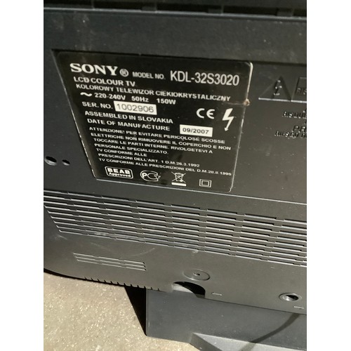 61 - Sony Bravia 32