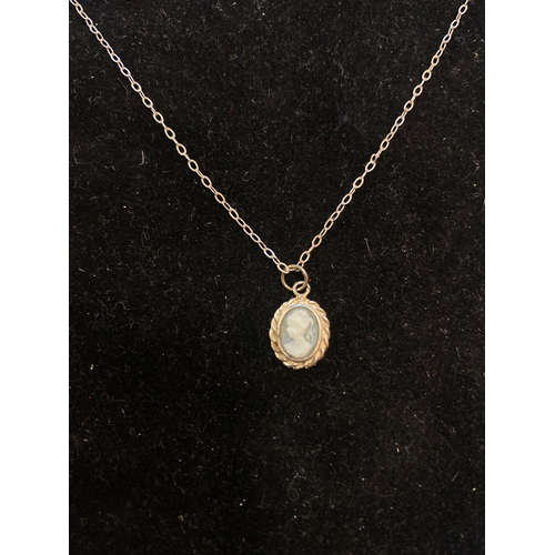 20B - Silver 925 1.38g cameo necklace