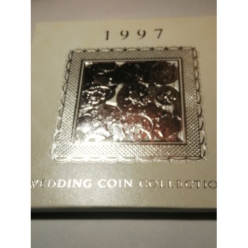 33A - 1997 brilliant uncirculated Wedding coin collection 2 pounds to 1p (9 coins)