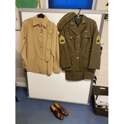 135 - Women’s US uniform replica with jacket (size 12/14) and skirt (size 10) with leather shoes