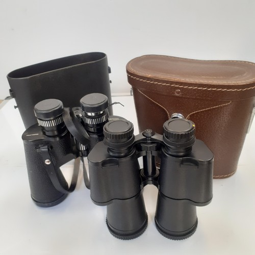 10 - Swift Saratoga binoculars and one other unbranded pair.