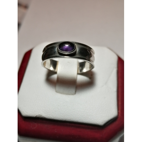 26A - Silver ring set with single purple gemstone 3.0 grams Size P