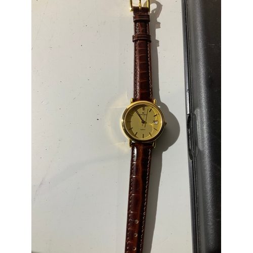 30 - Junghans quartz watch with Case