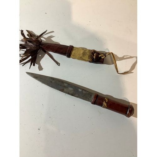 62 - Vintage set of hunting knives with leather cases