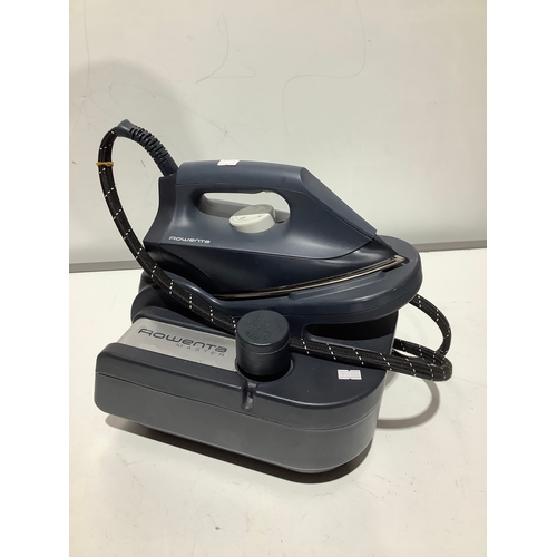 345 - Rowenta master steam generator iron