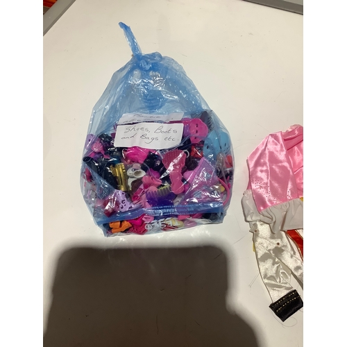 267 - Quantity of Barbie clothes and accessories e.g shoes and bags etc