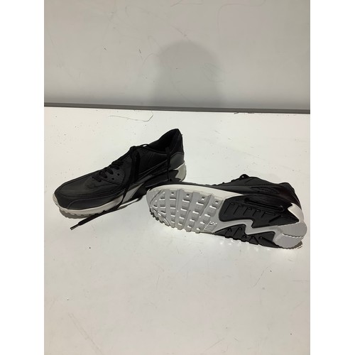 108 - A pair of Nike Air Max  size 9 men's black trainers