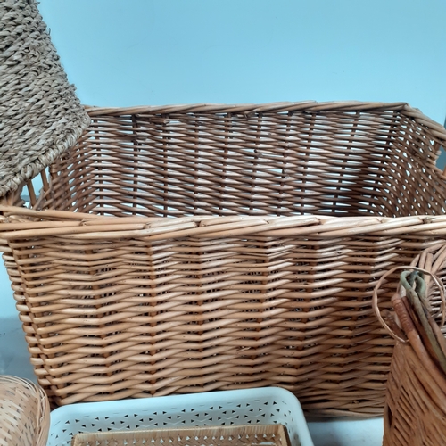 10 - Quantity of good quality clean wicker baskets