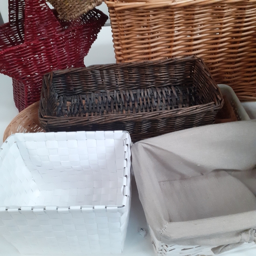 10 - Quantity of good quality clean wicker baskets