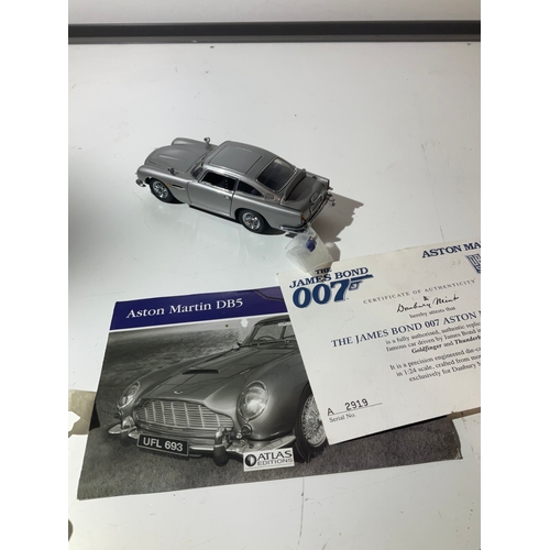 61 - 1:24 scale Dandbury Mint Aston Martin DB5 James Bond 007 silver birch - boxed with certificate in mi... 