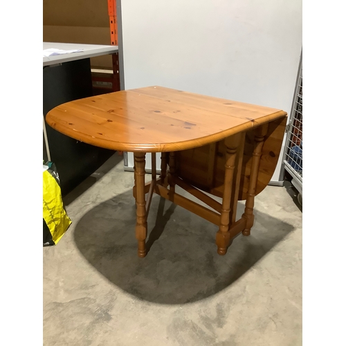 358 - Pine drop leaf dining table