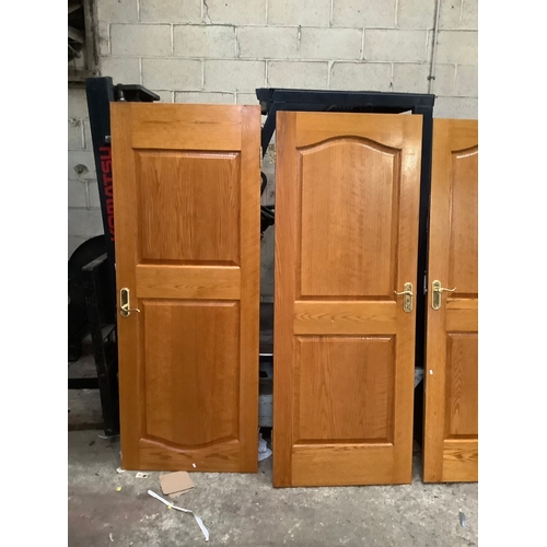 417 - 3x matching internal doors - just under 2m tall