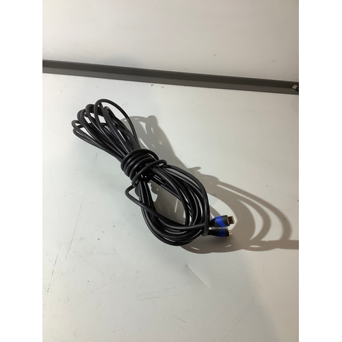 426 - Very long (approx 10m) HDMI cable