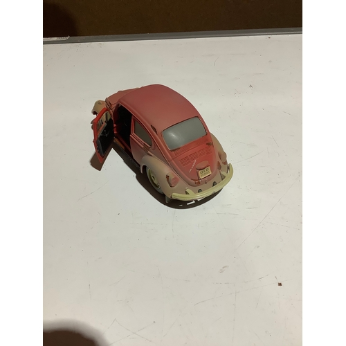 409 - Maisto Volkswagen Beetle die cast 1:24