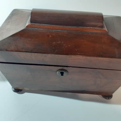 16 - Very attractive antique mid 1800s, wooden tea chest. 2 metal lined compartments. No key.