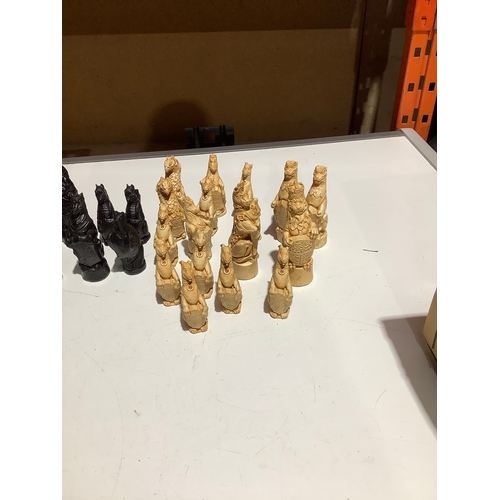 49 - Royal Beasts complete set of 32 chess pieces