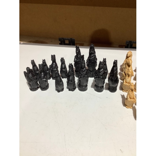 49 - Royal Beasts complete set of 32 chess pieces