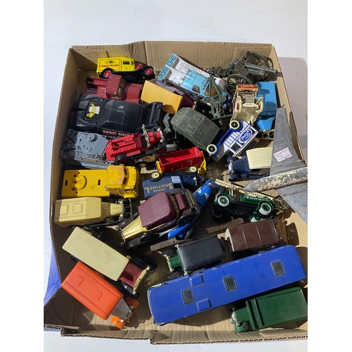 350 - Quantity of small die cast vehicles incl corgi and lledo