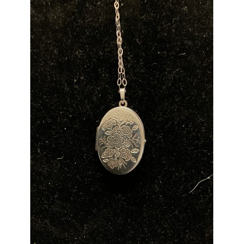 24B - Large floral engraved locket on chain 925 silver 5g