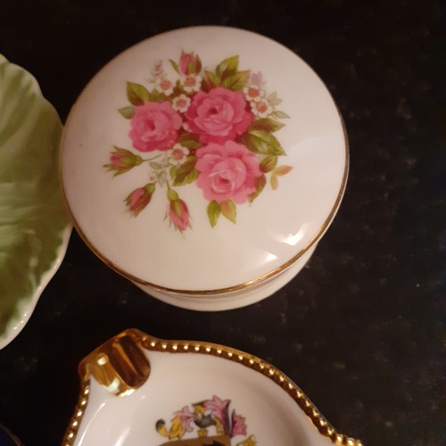 34 - Quantity of trinket dishes including Wedgwood,  Aynsley, Carltonware and others. Some lidded.