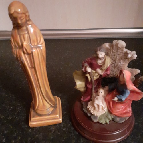 36 - 2 religious figurines. No damage