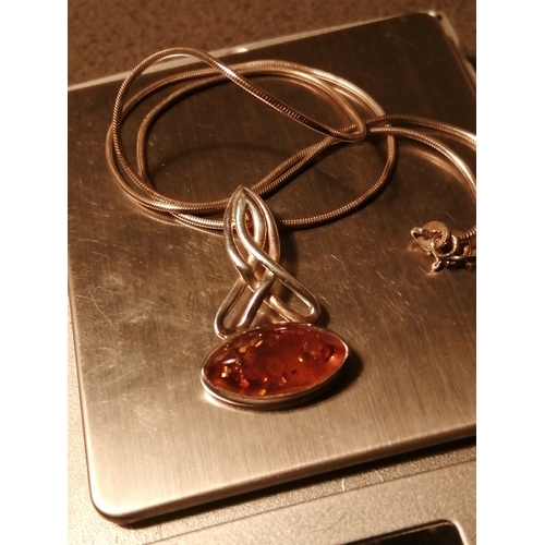 29A - Silver necklace set with amber gemstone 6.89 grams