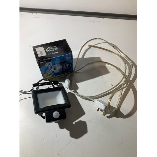 346 - Food timer and small luceco floodlight with sensor