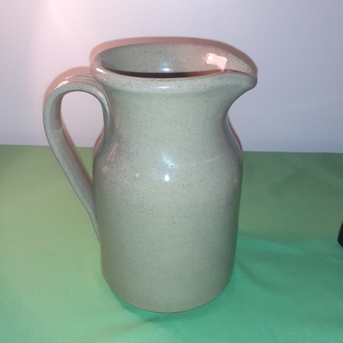 30 - Goid quality Moira stoneware jug. No damage