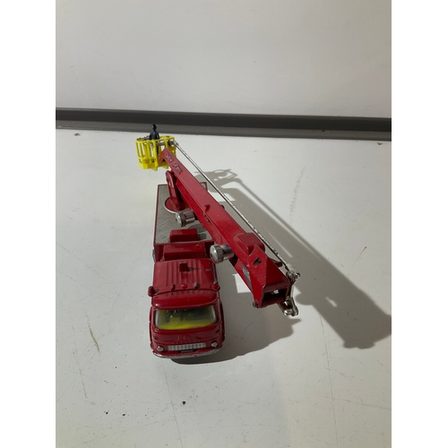 41 - Simon Snorkel fire truck Corgi Major die cast model