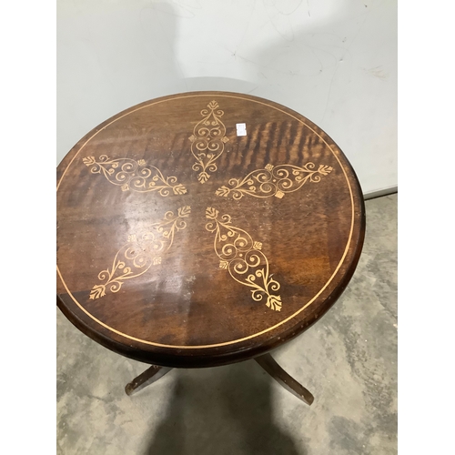 267 - Circular decorative side table