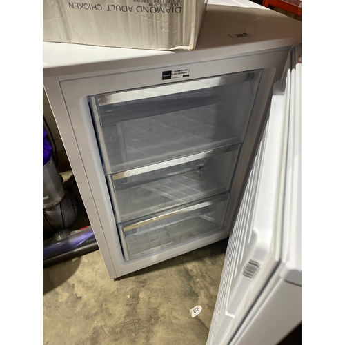 385 - Hotpoint 3 drawer under counter freezer - working