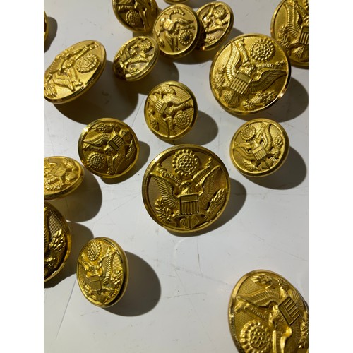 63 - Quantity of military tunic buttons