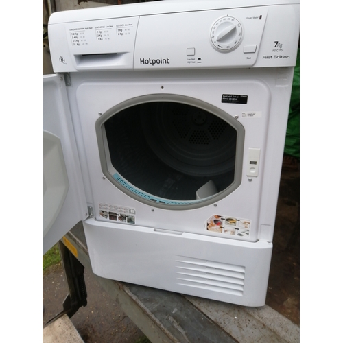 251A - Hotpoint condensor dryer Model number FETC70 7KG load 60cm width in perfect working condition