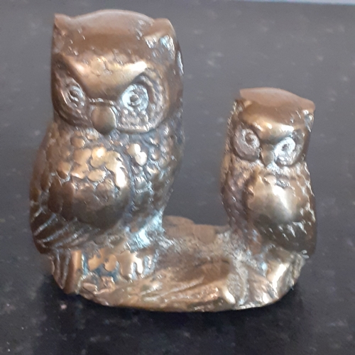 79 - Small brass owl ornament adult and chick. Old, solid brass. Heavy for size, approx 500g