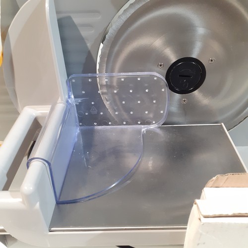 Andrew James meat slicer with spare blades