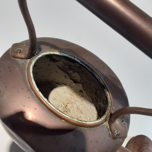 138 - Vintage copper kettle. Weight approx 1.5 kg