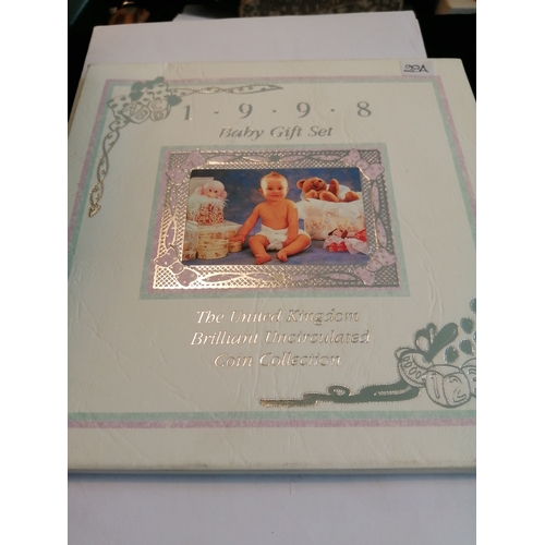 28A - 1998 brilliant uncirculated baby gift set (9 coins) includes NHS 50p