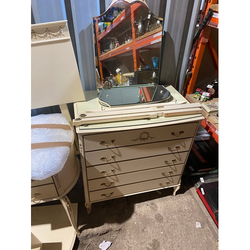 284 - Vintage dressing table, chest of drawers & headboard with attaching side tables