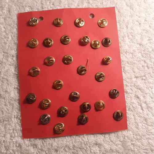 1 - Quantity of metal pin / lapel badges. Mostly gold colour metal, various designs